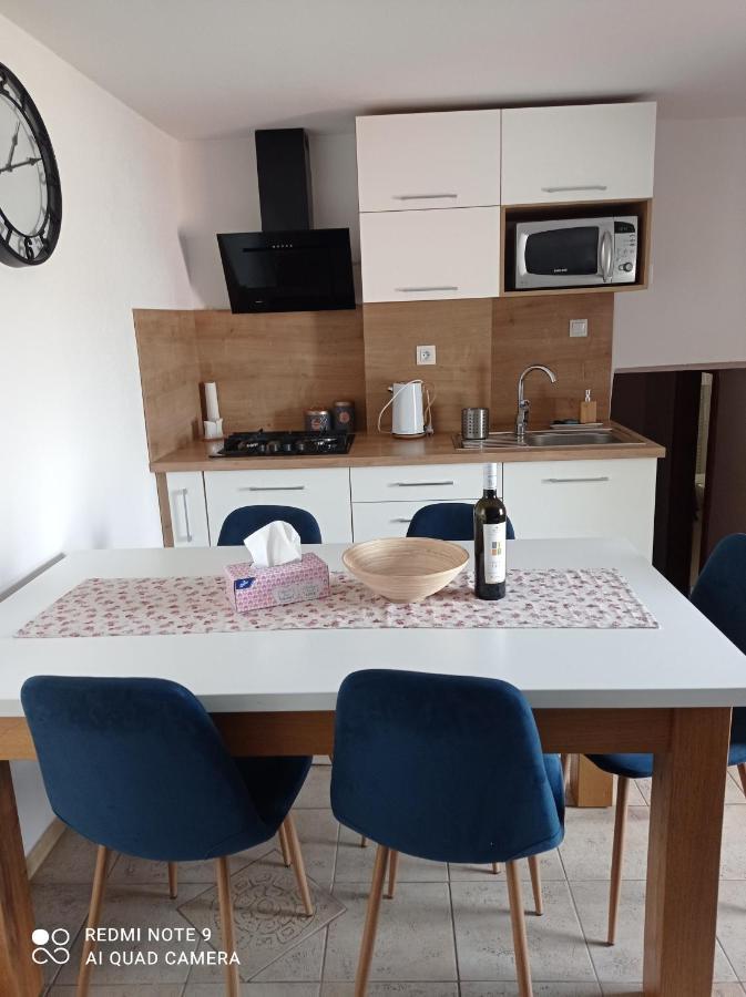 Apartman Julrich Ménhárd Kültér fotó