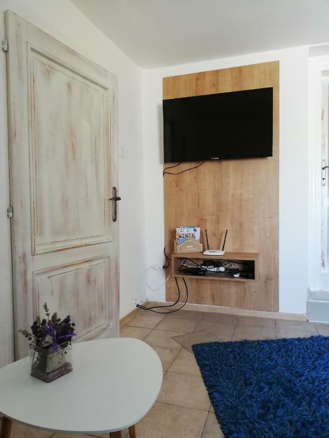Apartman Julrich Ménhárd Kültér fotó
