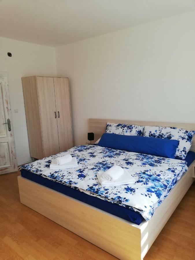Apartman Julrich Ménhárd Kültér fotó