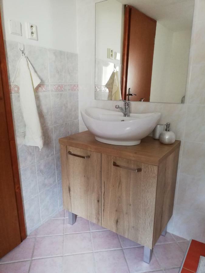 Apartman Julrich Ménhárd Kültér fotó